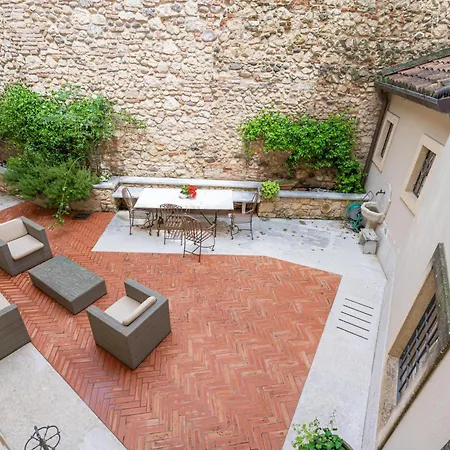 Bed & Breakfast Bagolina Botique - Vicino Alla Terme Verona
